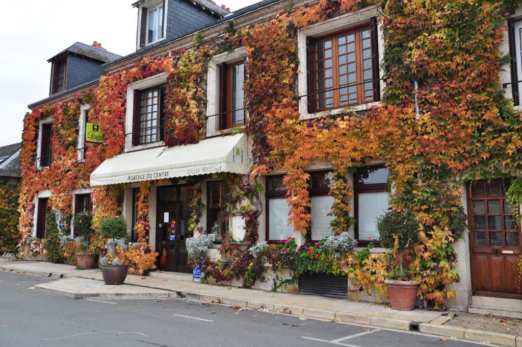 Logis Auberge Du Centre Chitenay Exteriér fotografie